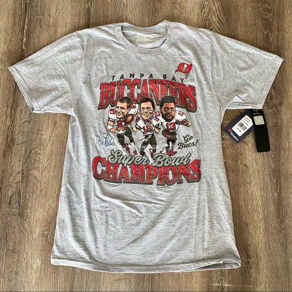 Tampa Bay Buccaneers Super Bowl Champs Tom Brady Caricature Shirt NWT! - Picture 1 of 13